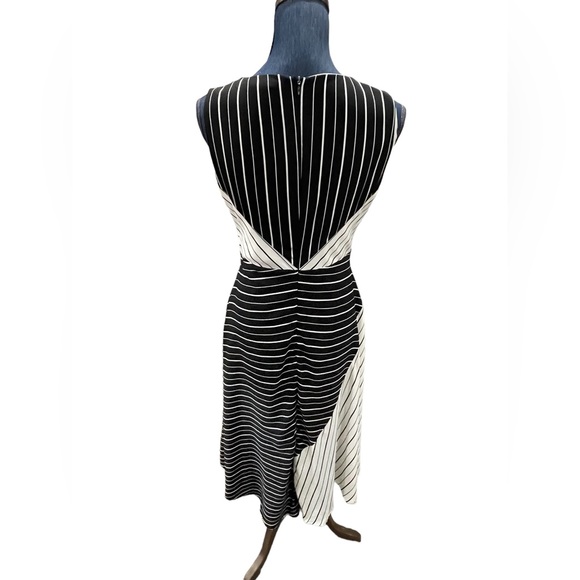 Walter Baker Carrie Twist Front Stripped back and white asymmetrical hem size 6 - Picture 3 of 9